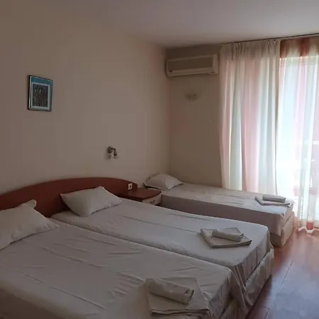 ,,afrikana,, Guest house Sveti Vlas
